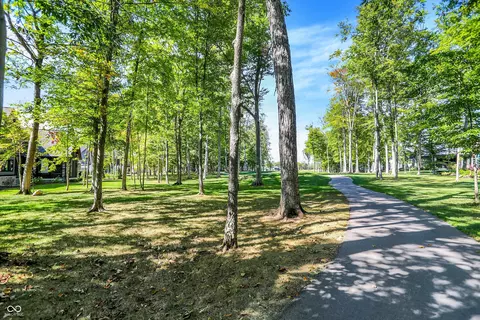 3970 Cherwell Dr, Zionsville, IN 46077