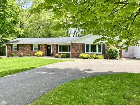 603 Aiken St, Hope, IN 47246