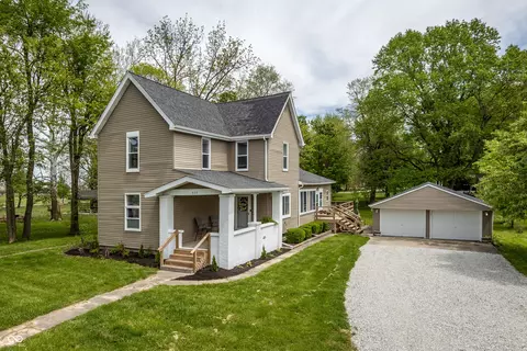 933 N 19th St N, Elwood, IN 46036