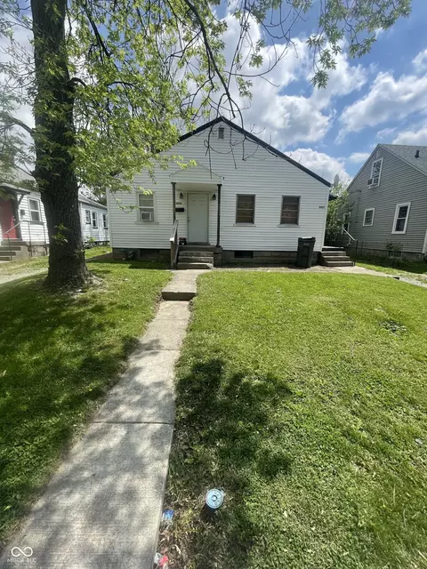 2037 Glenridge Dr, Indianapolis, IN 46218
