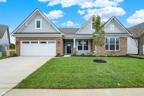 5062 Foxley Park Ln, Avon, IN 46123