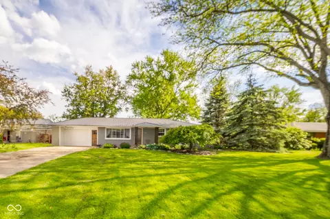 2319 E 40th St, Anderson, IN 46013