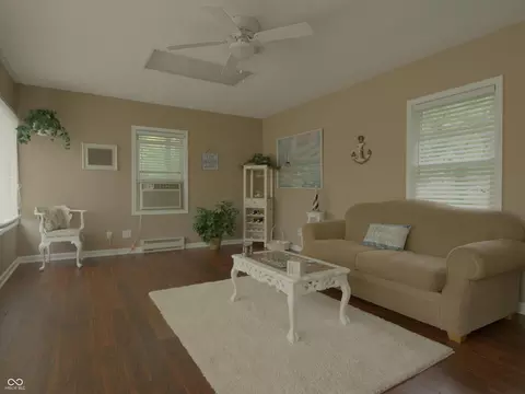 Living - 4363 E State Road 252, Franklin, IN 46131 photo 4 of 5