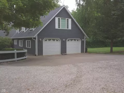 Exterior - 4363 E State Road 252, Franklin, IN 46131 photo 5 of 32