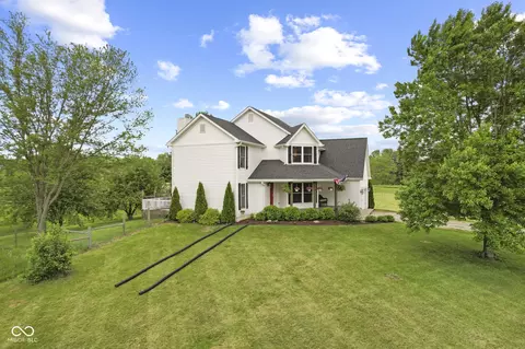 4749 Maple Grove Rd, Martinsville, IN 46151
