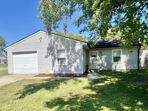 124 Brookside Dr, Hope, IN 47246 photo 3