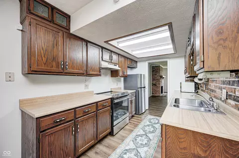 6005 Apache Dr, Indianapolis, IN 46254 photo 9