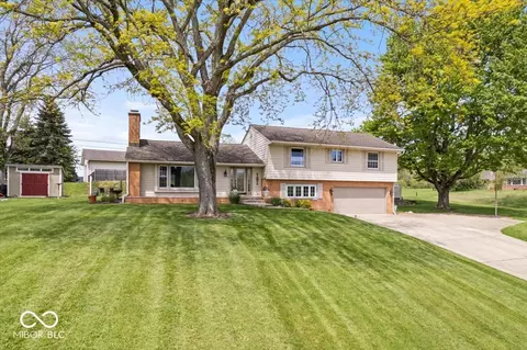 1242 W Huntsville Rd, Pendleton, IN 46064