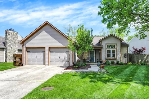 9255 Fireside Dr, Indianapolis, IN 46250