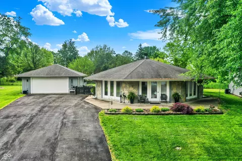 169 Bayview Dr, Cicero, IN 46034