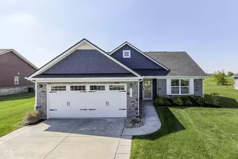 1115 Senate Dr, Edinburgh, IN 46124