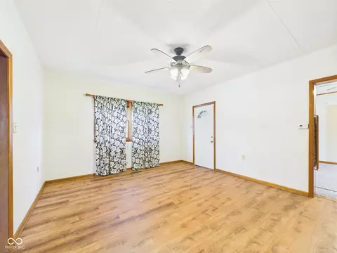 Living - 238 Jefferson St, Pendleton, IN 46064 photo 2 of 3