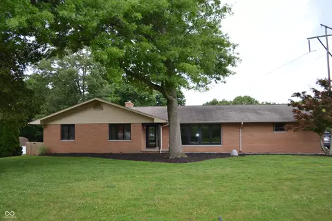 1230 Meadowbrook Dr, Lafayette, IN 47905