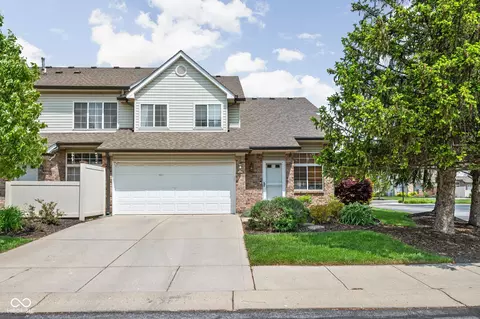 9404 Enclave Dr #D, Avon, IN 46123