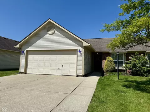 212 Woodberry Dr, Danville, IN 46122