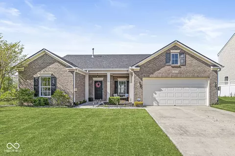 5622 Hare Dr, Noblesville, IN 46062