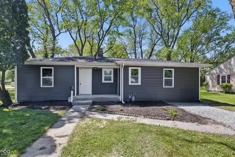 807 Vasbinder Dr, Chesterfield, IN 46017