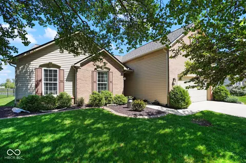 5047 Skipping Stone Dr, Indianapolis, IN 46237
