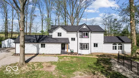3868 E Worthsville Rd, Whiteland, IN 46184