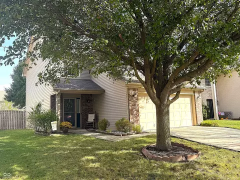 14886 War Emblem Dr, Noblesville, IN 46060