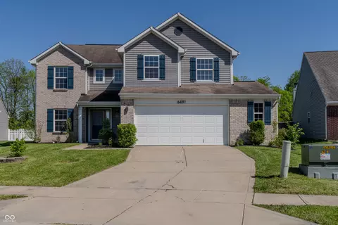 6491 Enclave Blvd, Greenwood, IN 46143