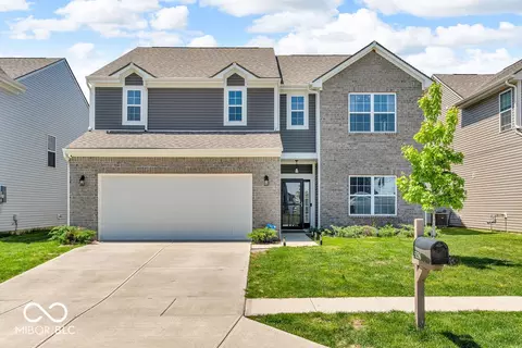 5256 Bramwell Ln, Whitestown, IN 46075
