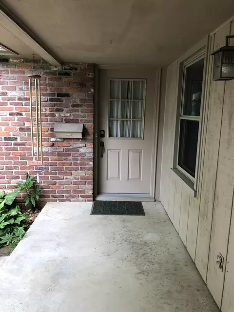 3619 31st St, Columbus, IN 47203 photo 4