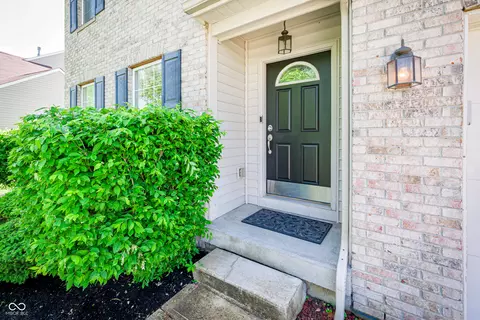 10075 Niagara Dr, Fishers, IN 46037 photo 3