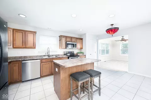10075 Niagara Dr, Fishers, IN 46037 photo 11