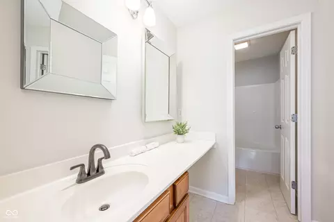 10075 Niagara Dr, Fishers, IN 46037 photo 28