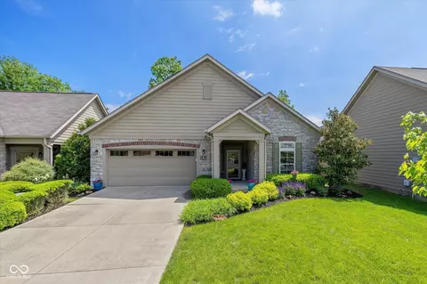 9789 Rue Renee Ln, Mccordsville, IN 46055