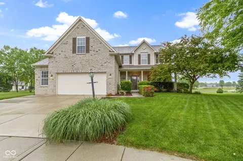 18711 Crestline Ct, Noblesville, IN 46060