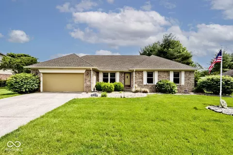 551 Windward Ln, Plainfield, IN 46168