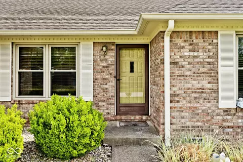 551 Windward Ln, Plainfield, IN 46168 photo 3