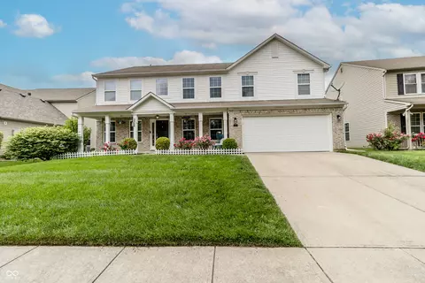 450 Columbia Ct, Greenwood, IN 46142