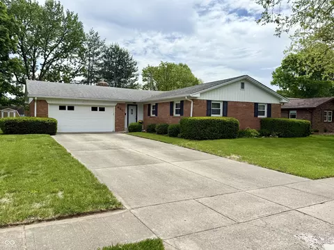 641 Lawndale Dr, Plainfield, IN 46168