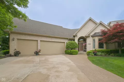 1614 Rosebud Ln #83, Greenwood, IN 46143