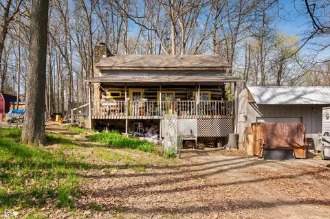 1818 Raemont Way, North Vernon, IN 47265