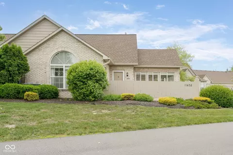 11438 Winding Wood Dr, Indianapolis, IN 46235