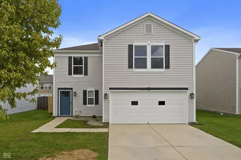 8158 S Firefly Dr, Pendleton, IN 46064