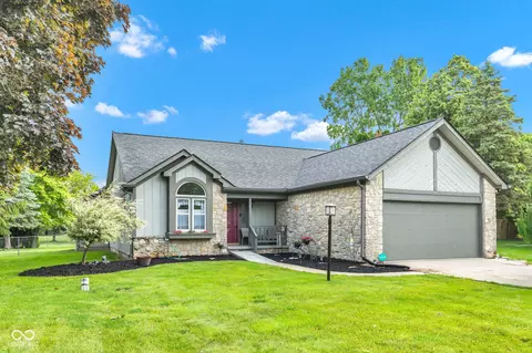 206 Cranberry Dr, Greenfield, IN 46140