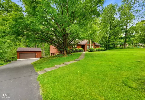 6794 E Ann St, Camby, IN 46113 photo 2