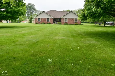 2090 W County Road 400 S, Clayton, IN 46118