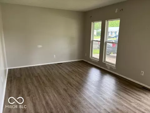 1002 Brookside Ln, Plainfield, IN 46168 photo 3