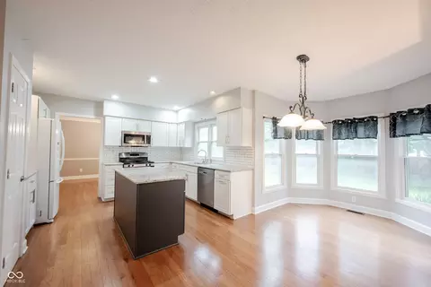 9127 Pointe Ct, Fishers, IN 46037 photo 13
