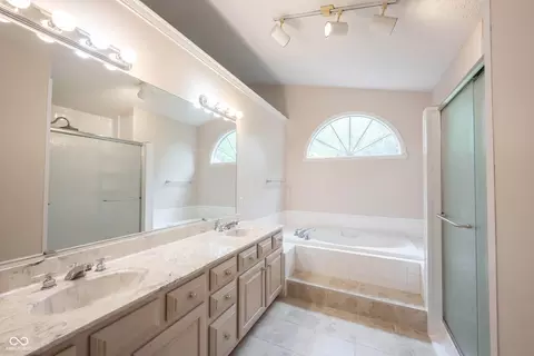9127 Pointe Ct, Fishers, IN 46037 photo 33