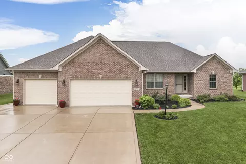 1751 S Centennial Ave, New Palestine, IN 46163