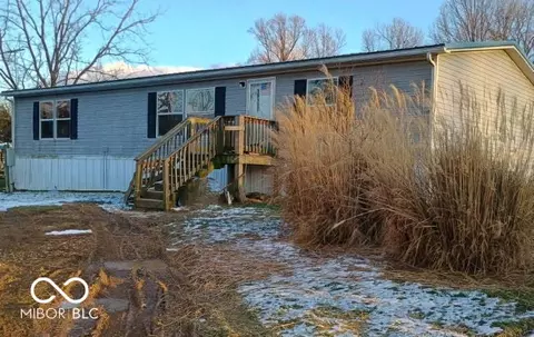 4538 S Cauble Rd, Salem, IN 47167