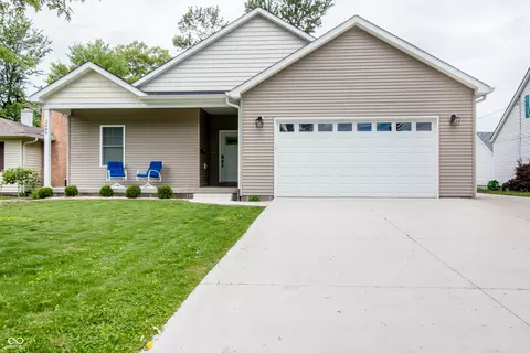2686 Lafayette Ave, Columbus, IN 47201