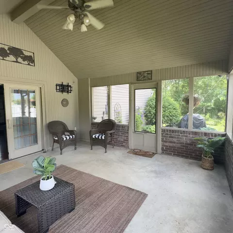 Exterior - 3559 S County Road 475 E, Plainfield, IN 46168 photo 6 of 23